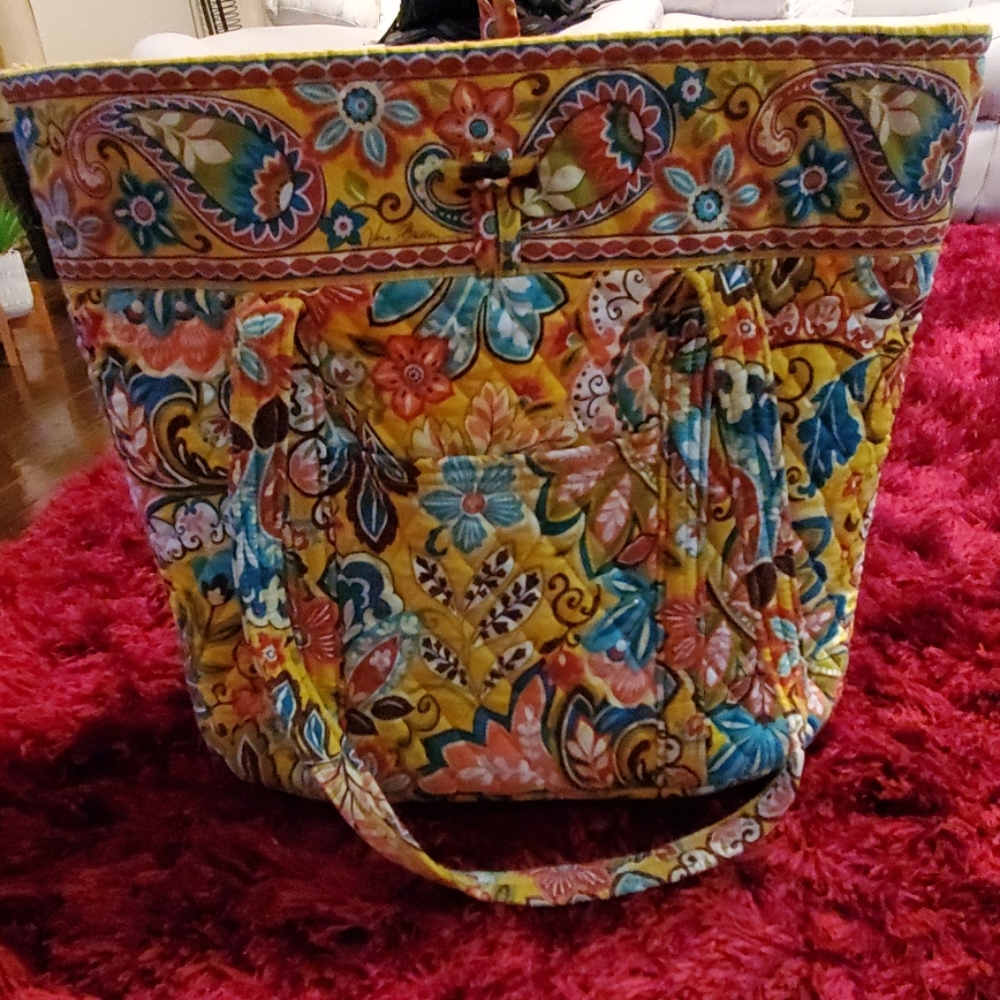 VERA BRADLEY floral tote